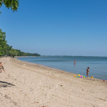 Lakeview & Wildlife Au Gres Bagian luar foto